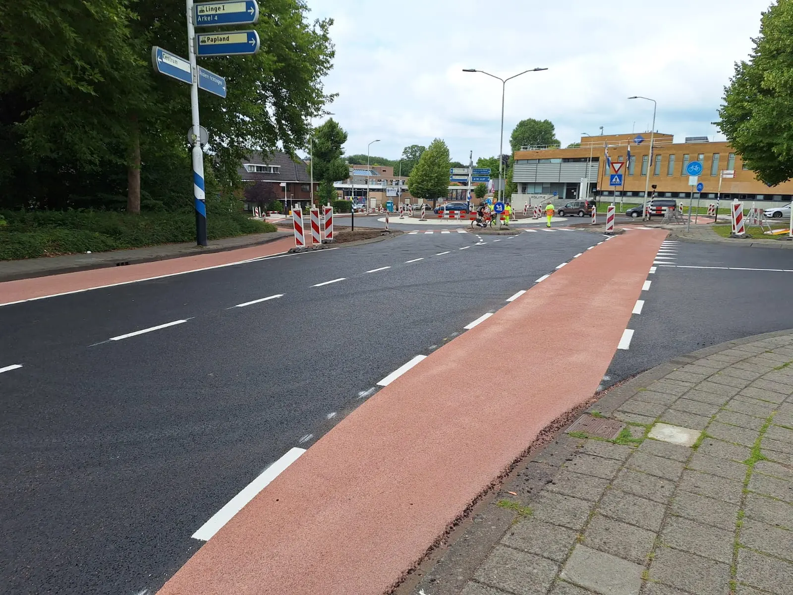 Herinrichting van een weg en fietspad